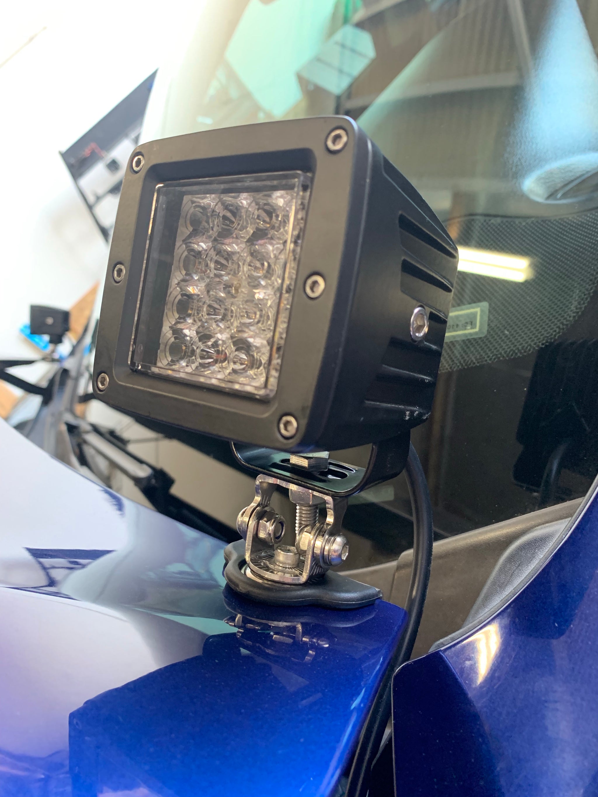 Universal Clamp On Ditch Light Bracket – GGLighting